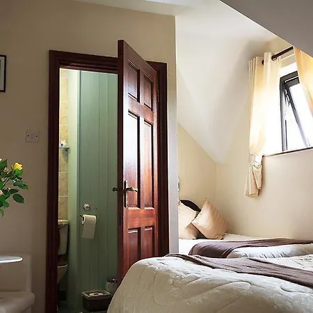Bed & Breakfast Woodview 3*